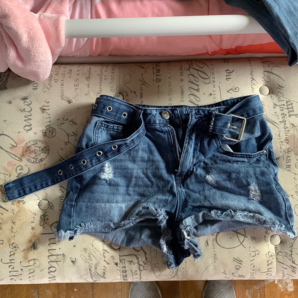 Empyre shorts+belt-size 0